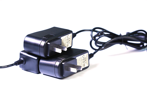 电源适配器8V1.5A-22115