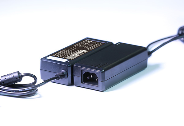 通用电源适配器24V2.5A-60160