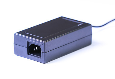 电源适配器30V3A-DJ100