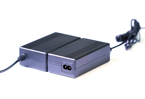 医疗器械专用电源适配器30V1.3A-686