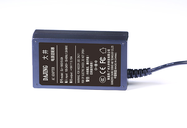 一体机专用电源适配器19V3.15A-89894