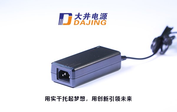如何选择一个适合显示器的电源适配器？