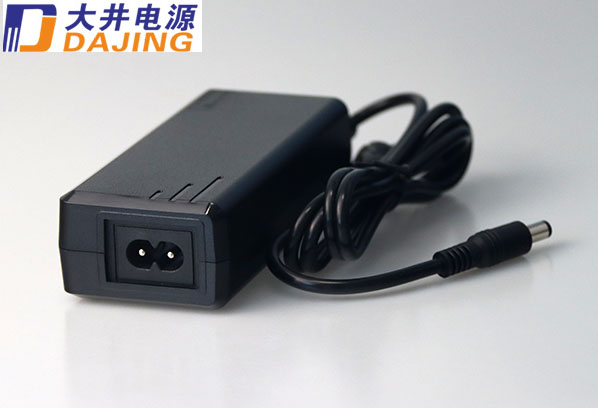 电源适配器清洁维护具体怎么做？